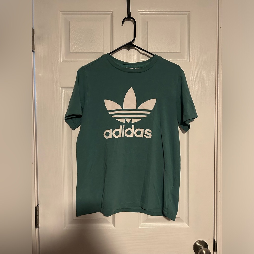 Size Large Women’s Green Adidas Top